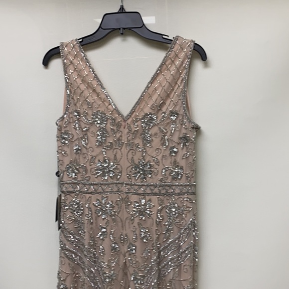 Adrianna-Papell Prom, Mother of Bride/ Groom Gown - Picture 8 of 10